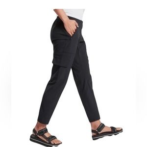 RELIST- Athleta Chelsea Utility Cargo Pant, Featherweight Stretch, Pockets, Sz 8